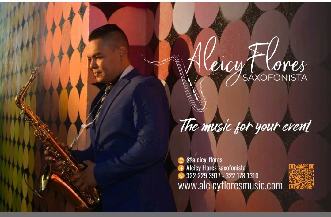 Aleicy Flores Saxofonista tocando sax para eventos